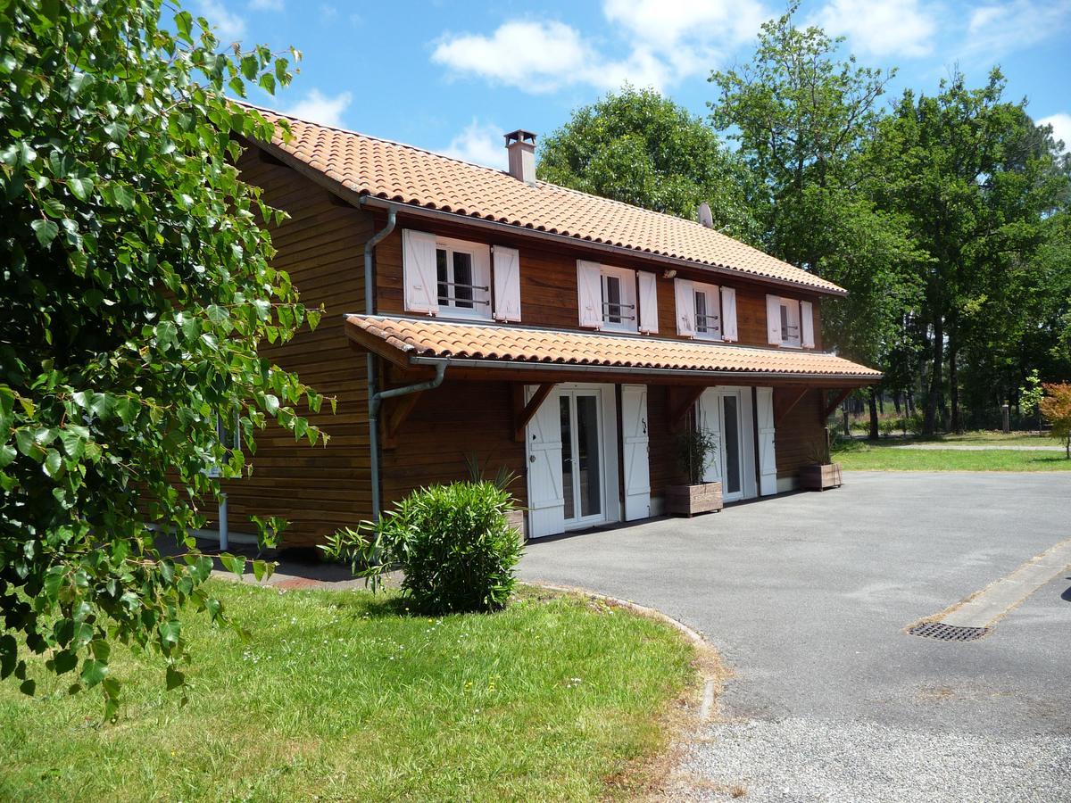 Bed and Breakfast La Grange Du Born Sainte-Eulalie-en-Born Екстер'єр фото